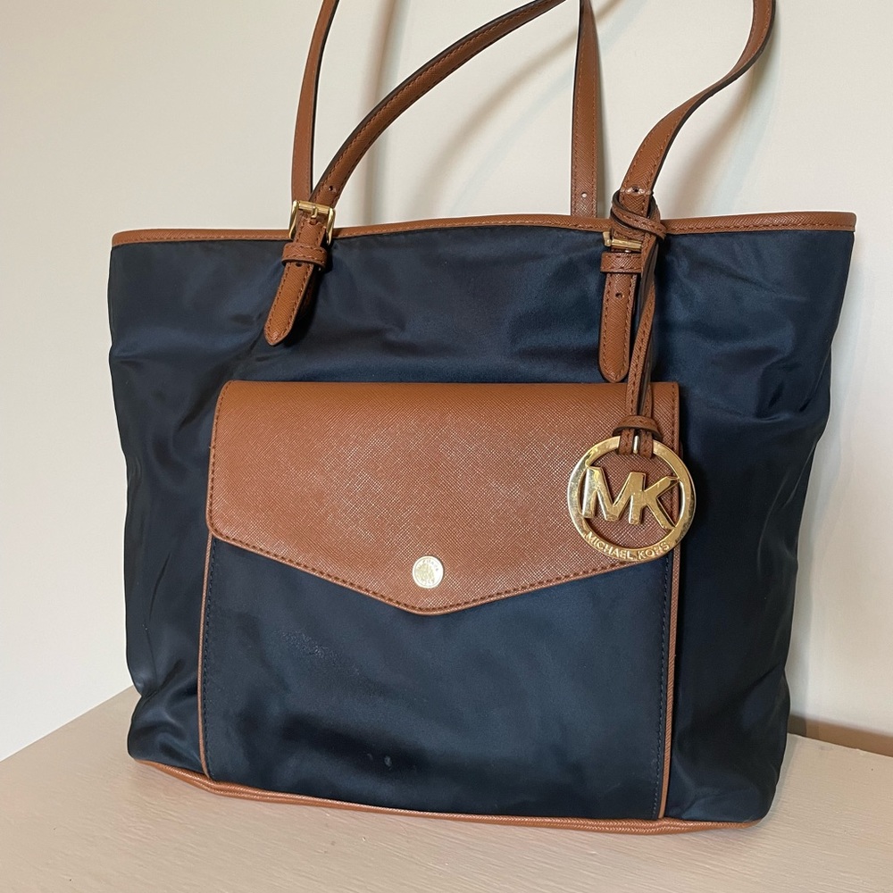 MICHAEL KORS bag
